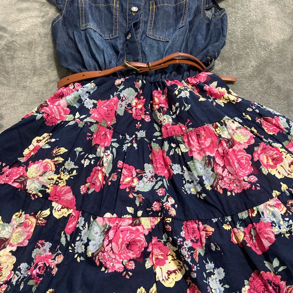 NWOTS Little Girls Dress - Picture 2 of 9